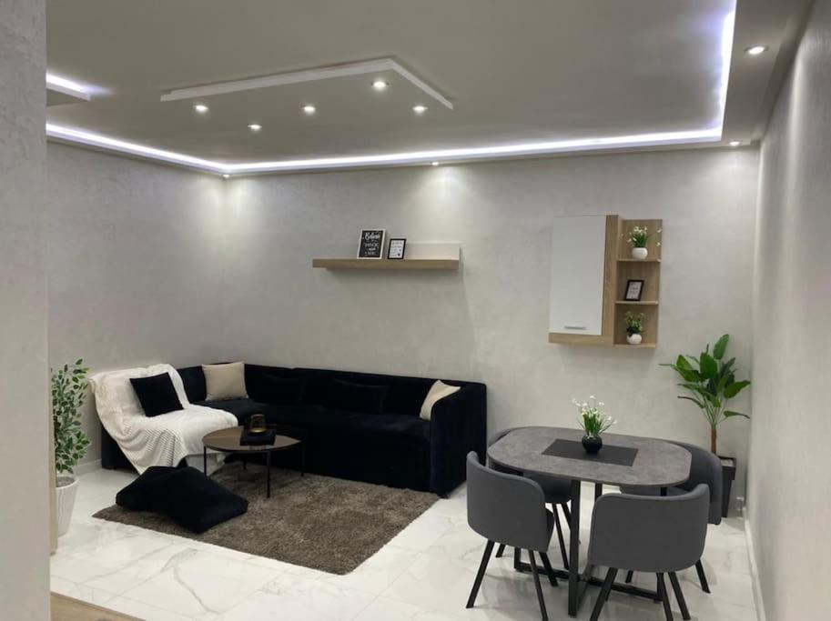Appart Luxueux Securise Parking 10 Min Medina Fes Exterior photo